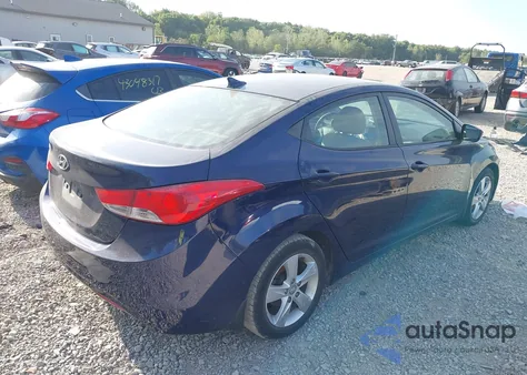 2013 Hyundai Elantra Gls z USA, uszkodzony, nr VIN 5NPDH4AE2DH372203